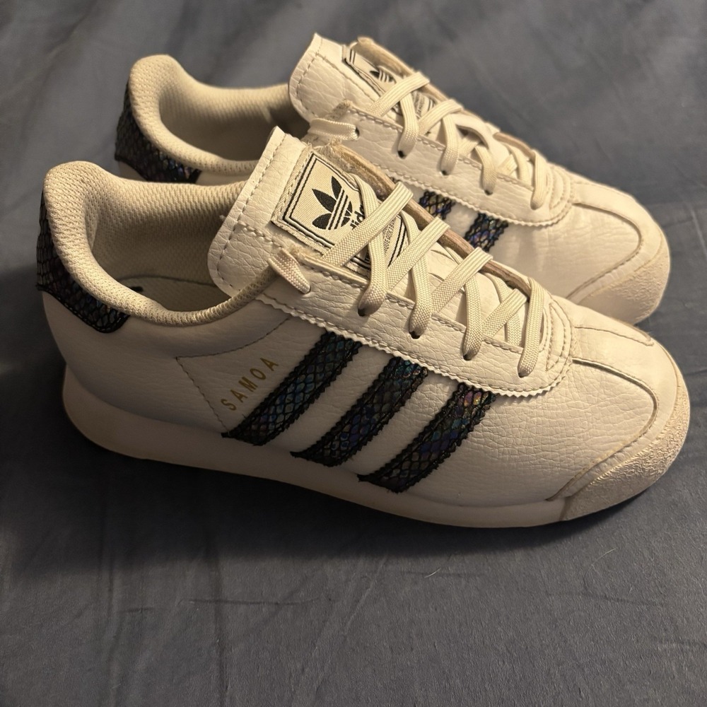 Adidas, Tennis Shoes, Youth, Size 2 Samoa,‎ Leather Lace Up White Purple Stripe